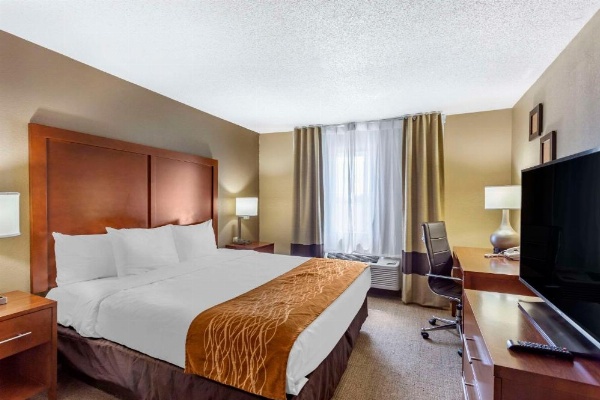 Comfort Inn Gurnee near Six Flags image 13